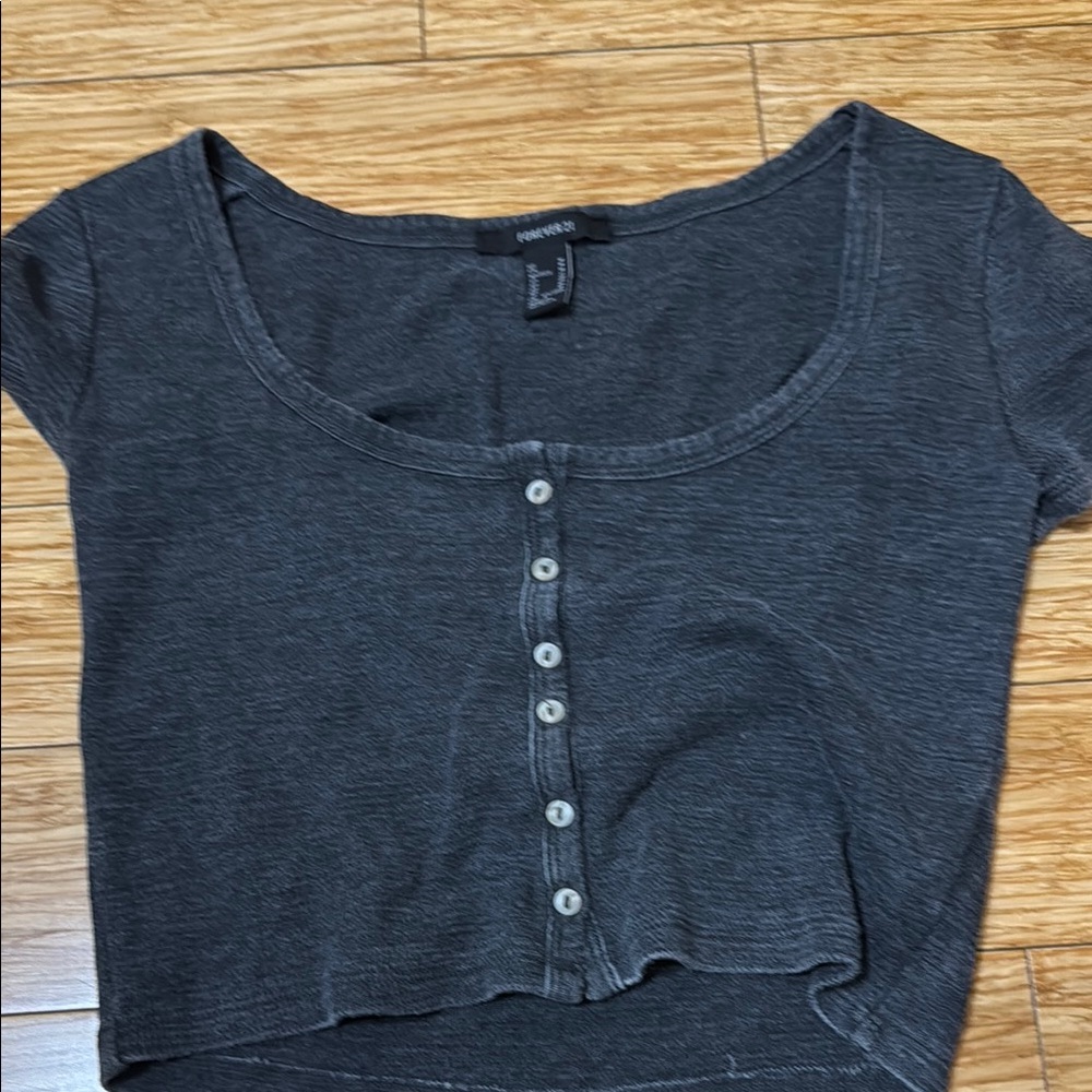 Women's Gray Top